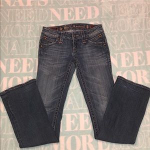 ✨Rock Revival Gwen Boot Jeans✨